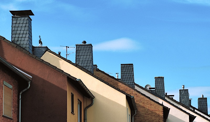 Schornsteine auf Dächern